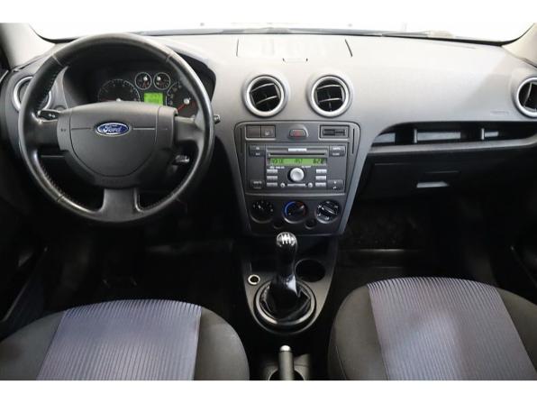 Ford Fusion I Рестайлинг с пробегом 2007 года, цена 579 000 рублей, 124403 км, хэтчбек, Автокод Объявления