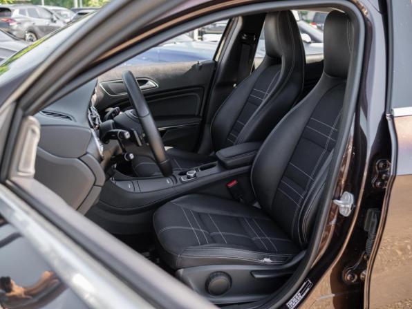 Mercedes-Benz GLA I (X156) с пробегом 2015 года, цена 1 799 000 рублей, 116025 км, внедорожник, Автокод Объявления