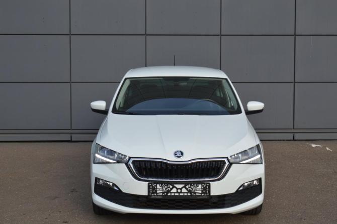 Skoda Rapid II с пробегом 2022 года, цена 1 650 000 рублей, 53007 км, лифтбек, Автокод Объявления