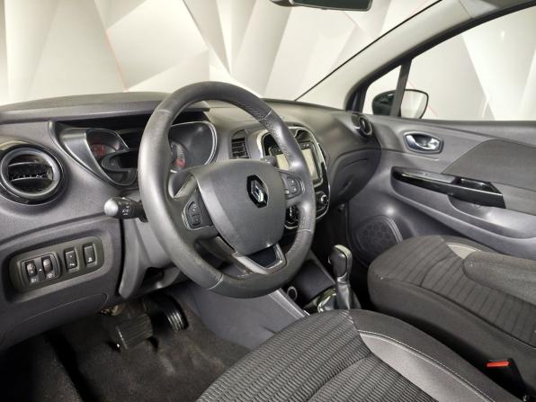 Renault Kaptur I с пробегом 2017 года, цена 1 531 000 рублей, 123428 км, внедорожник, Автокод Объявления