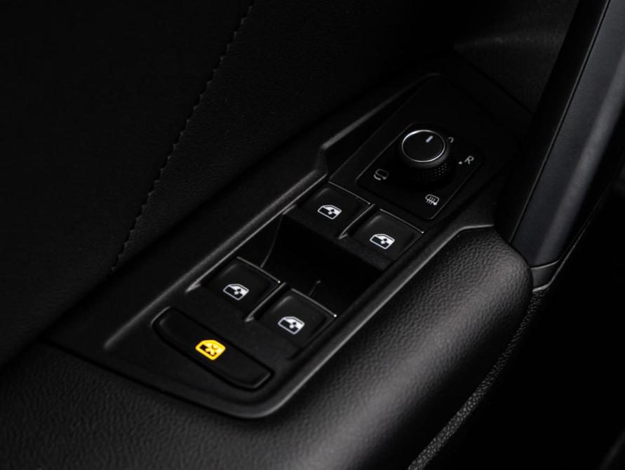 Volkswagen Tiguan II Санкт-Петербург  - изображение 24