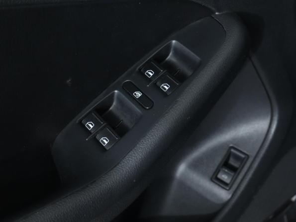 Volkswagen Jetta VI с пробегом 2011 года, цена 749 000 рублей, 226218 км, седан, Автокод Объявления