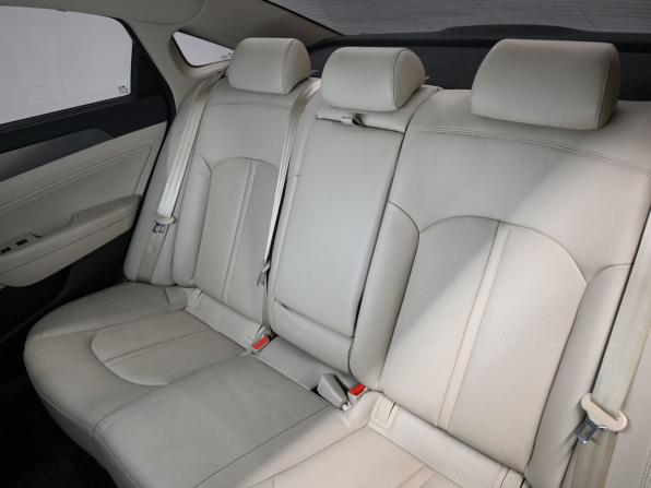 Hyundai Sonata VII (LF) Рестайлинг с пробегом 2017 года, цена 1 945 000 рублей, 131888 км, седан, Автокод Объявления