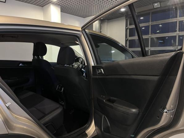 Kia Sportage IV Рестайлинг с пробегом 2019 года, цена 2 500 000 рублей, 94840 км, внедорожник, Автокод Объявления