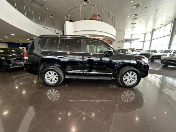 Toyota Land Cruiser 200 Series Рестайлинг 2 с пробегом 2015 года, цена 4 250 000 рублей, 276442 км, внедорожник, Автокод Объявления