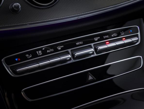 Mercedes-Benz E-Класс V (W213 S213 C238) с пробегом 2018 года, цена 2 198 000 рублей, 174064 км, седан, Автокод Объявления