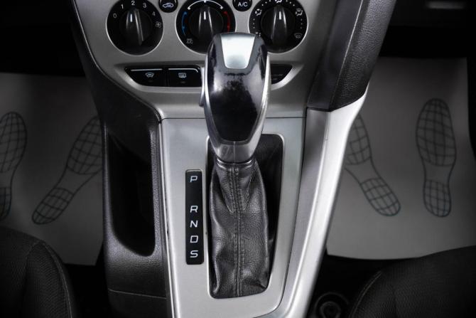 Ford Focus III с пробегом 2012 года, цена 649 000 рублей, 180000 км, седан, Автокод Объявления
