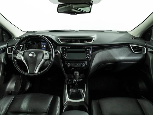 Nissan Qashqai II с пробегом 2018 года, цена 1 679 700 рублей, 145513 км, внедорожник, Автокод Объявления