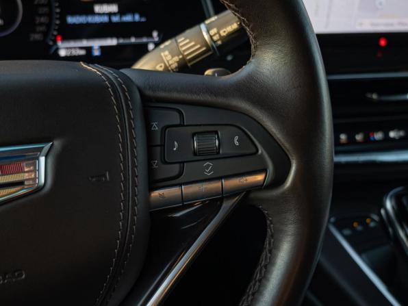 Cadillac Escalade V с пробегом 2021 года, цена 7 900 000 рублей, 116432 км, внедорожник, Автокод Объявления