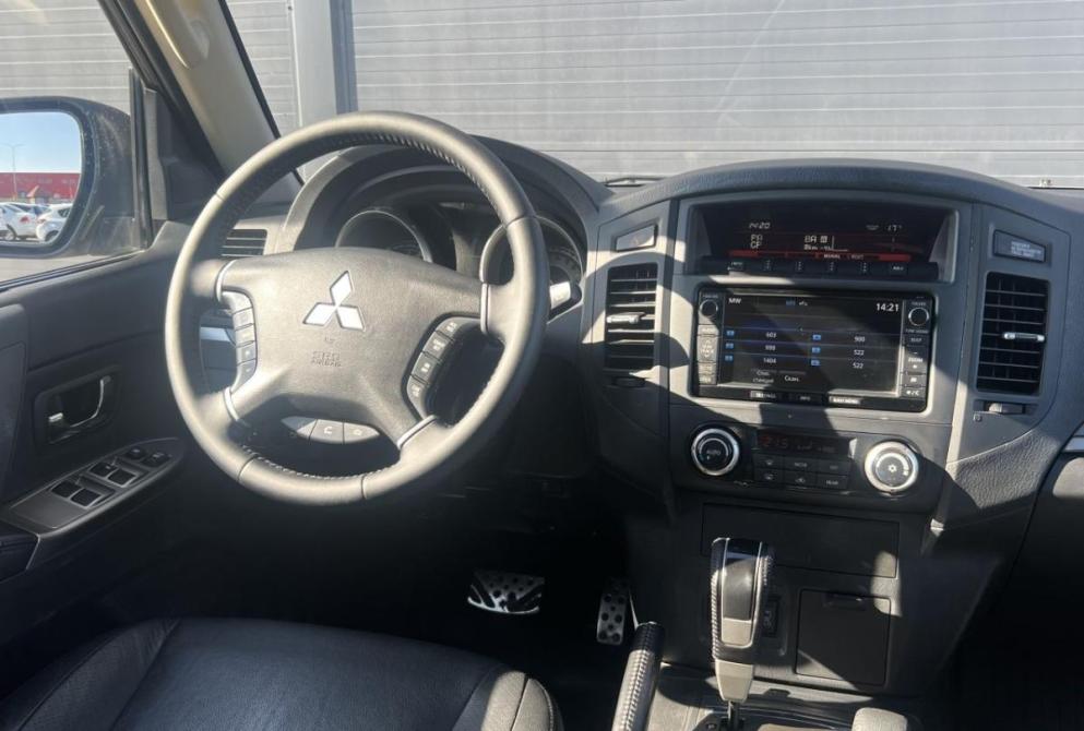 Mitsubishi Pajero IV Рестайлинг 1 Красноярск  - изображение 15