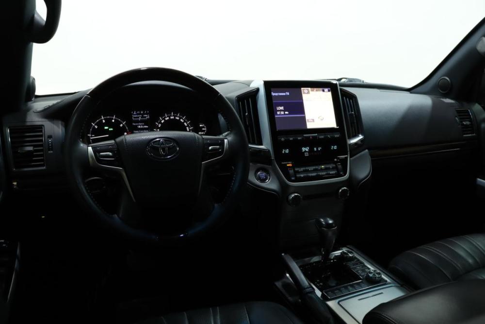 Toyota Land Cruiser 200 Series Рестайлинг 2 Сургут  - изображение 24