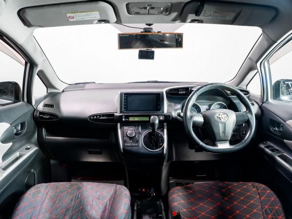 Toyota Wish II с пробегом 2009 года, цена 1 300 000 рублей, 150150 км, минивэн, Автокод Объявления