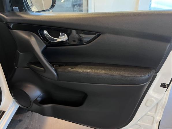 Nissan Qashqai II с пробегом 2018 года, цена 1 780 000 рублей, 110169 км, внедорожник, Автокод Объявления