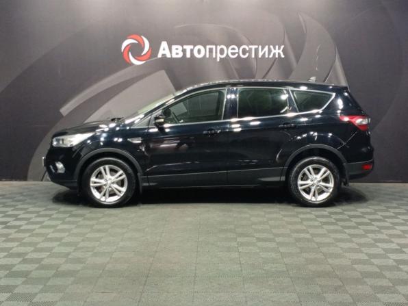 Ford Kuga II Рестайлинг с пробегом 2017 года, цена 1 480 000 рублей, 196000 км, внедорожник, Автокод Объявления