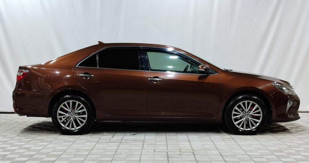 Toyota Camry VII (XV50) Рестайлинг Нижневартовск  - изображение 4