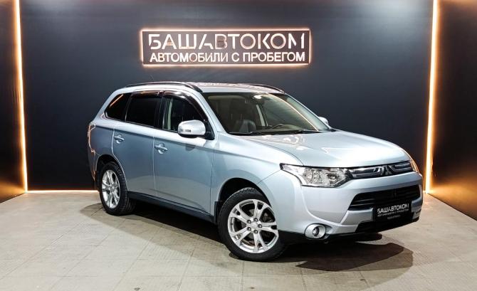 Mitsubishi Outlander III с пробегом 2012 года, цена 1 430 000 рублей, 197861 км, внедорожник, Автокод Объявления