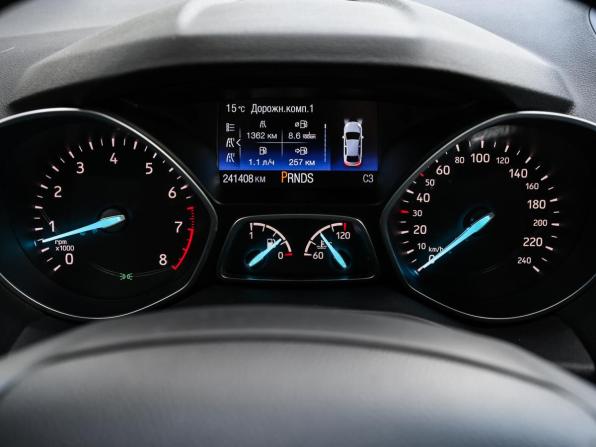 Ford Kuga II Рестайлинг с пробегом 2018 года, цена 1 398 000 рублей, 238784 км, внедорожник, Автокод Объявления