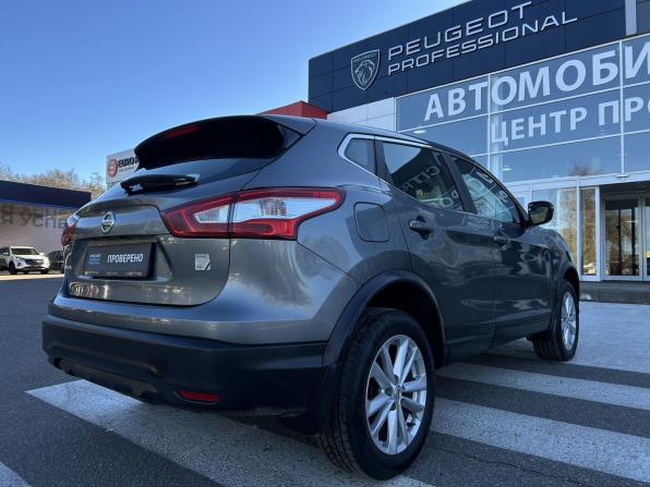 Nissan Qashqai II с пробегом 2018 года, цена 2 050 000 рублей, 77200 км, внедорожник, Автокод Объявления