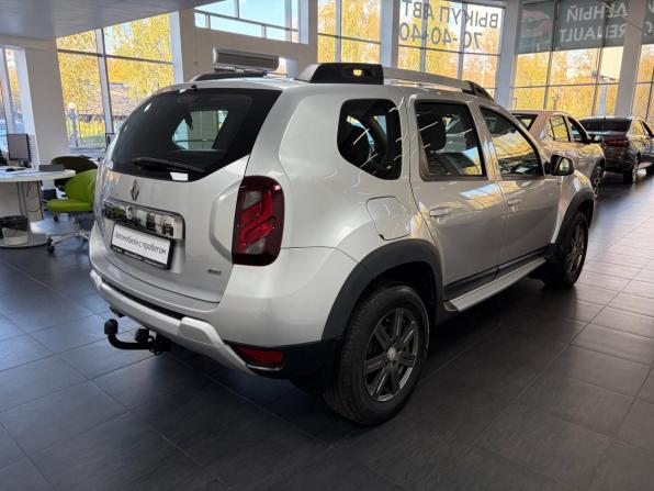 Renault Duster I Рестайлинг с пробегом 2017 года, цена 1 358 000 рублей, 125649 км, внедорожник, Автокод Объявления