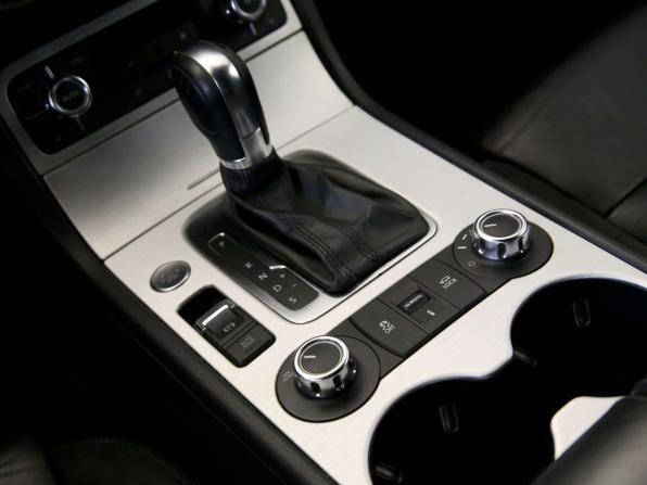 Volkswagen Touareg II с пробегом 2011 года, цена 1 990 000 рублей, 197471 км, внедорожник, Автокод Объявления
