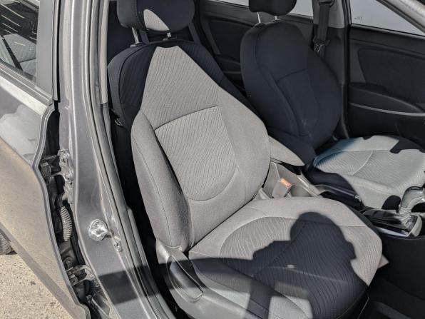 Hyundai Solaris I Рестайлинг с пробегом 2016 года, цена 1 290 000 рублей, 33637 км, седан, Автокод Объявления
