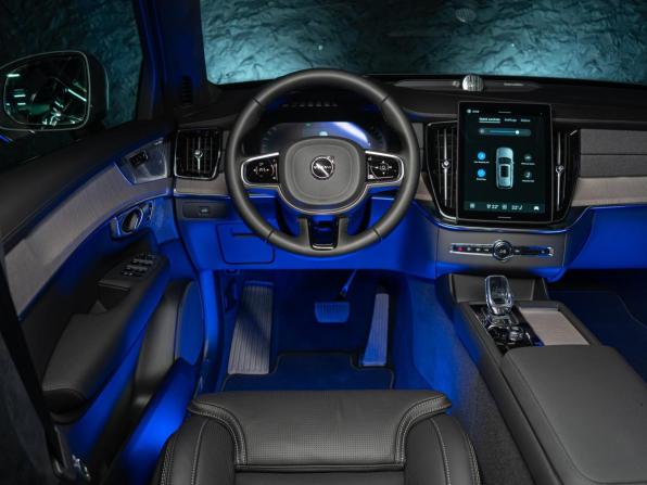 Новый Volvo XC90 II Рестайлинг 2 2026 года, цена 11 250 000 рублей, внедорожник, Автокод Объявления