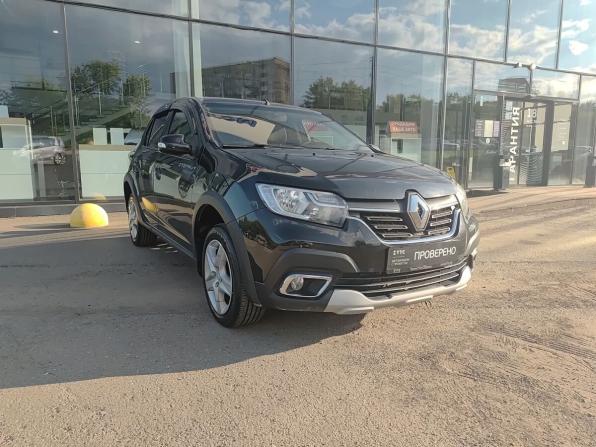 Renault Logan II Рестайлинг с пробегом 2021 года, цена 649 000 рублей, 64000 км, седан, Автокод Объявления