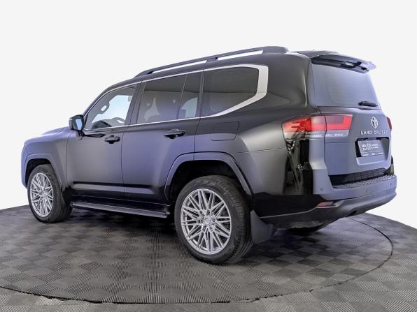 Toyota Land Cruiser 300 Series с пробегом 2022 года, цена 9 990 000 рублей, 57894 км, внедорожник, Автокод Объявления