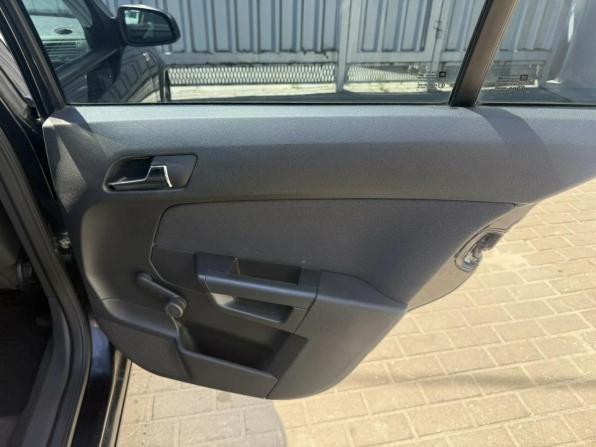 Opel Astra H Рестайлинг с пробегом 2007 года, цена 399 000 рублей, 265934 км, хэтчбек, Автокод Объявления