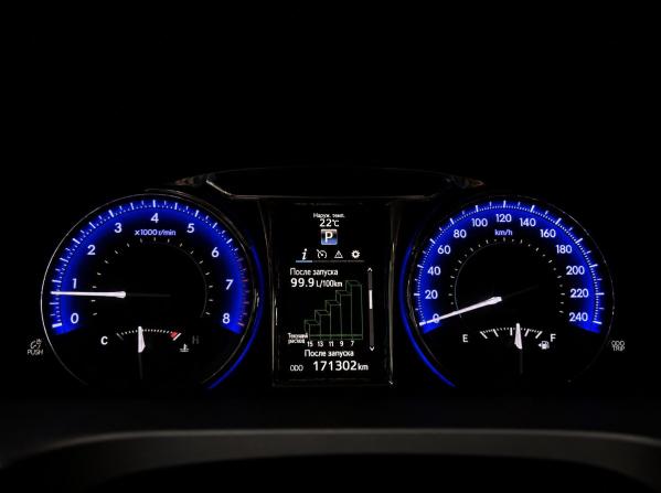 Toyota Camry VII (XV50) Рестайлинг с пробегом 2016 года, цена 1 770 000 рублей, 171300 км, седан, Автокод Объявления