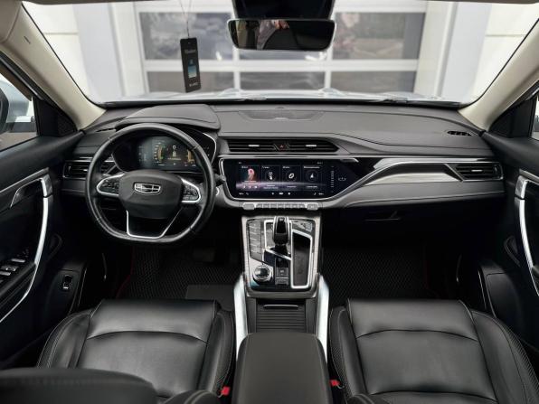 Geely Atlas Pro с пробегом 2022 года, цена 1 970 000 рублей, 67533 км, внедорожник, Автокод Объявления