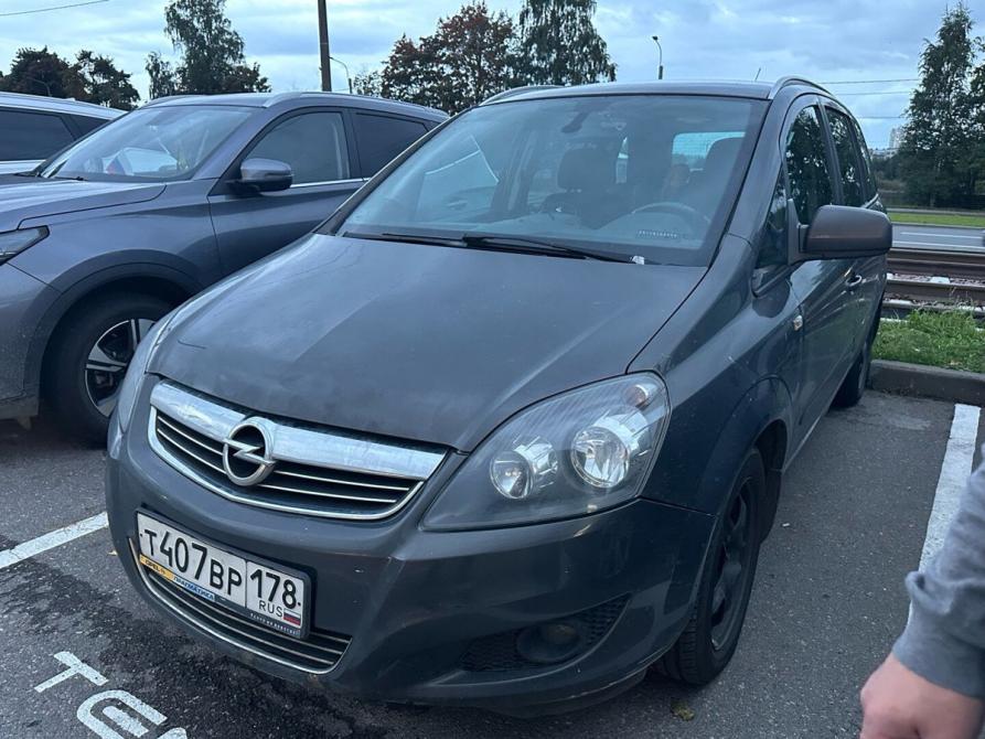 Opel Zafira B Рестайлинг Санкт-Петербург  - изображение 1