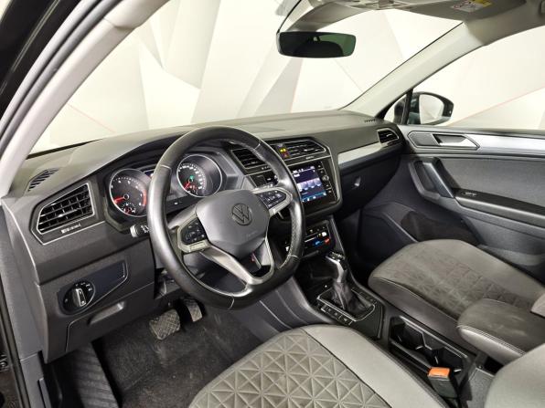 Volkswagen Tiguan II Рестайлинг с пробегом 2022 года, цена 2 599 000 рублей, 36370 км, внедорожник, Автокод Объявления