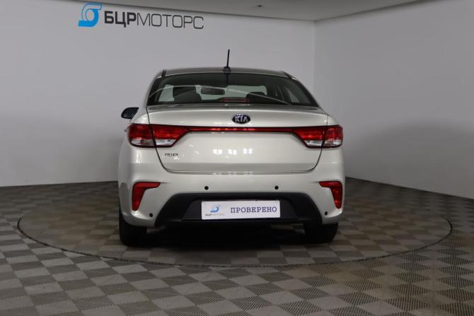 Kia Rio IV с пробегом 2019 года, цена 1 579 990 рублей, 27702 км, седан, Автокод Объявления