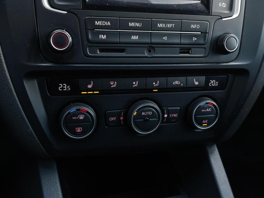 Volkswagen Jetta VI Рестайлинг Москва  - изображение 19