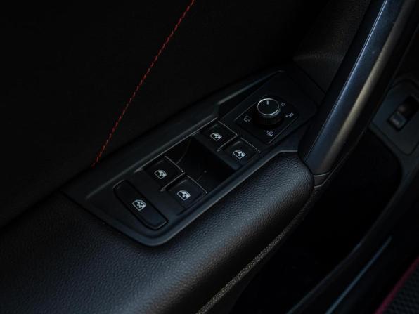 Volkswagen Tiguan II Рестайлинг с пробегом 2021 года, цена 2 550 000 рублей, 169232 км, внедорожник, Автокод Объявления