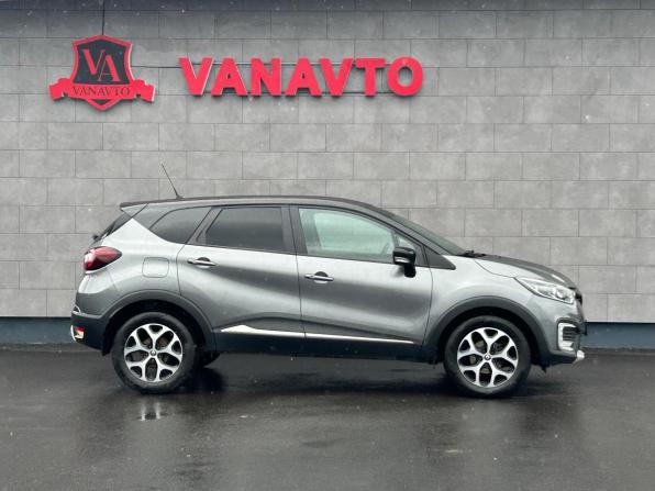 Renault Kaptur I с пробегом 2017 года, цена 1 360 000 рублей, 134072 км, внедорожник, Автокод Объявления