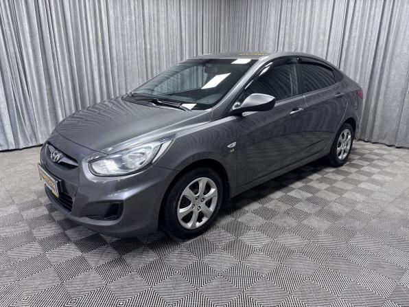 Hyundai Solaris I с пробегом 2012 года, цена 970 000 рублей, 123868 км, седан, Автокод Объявления