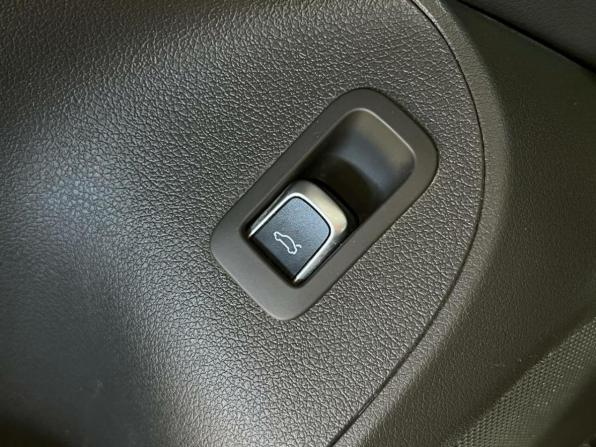 Audi Q5 I (8R) Рестайлинг с пробегом 2013 года, цена 1 599 000 рублей, 226925 км, внедорожник, Автокод Объявления