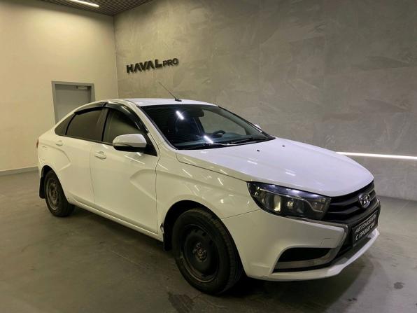 Lada (ВАЗ) Vesta I с пробегом 2022 года, цена 779 000 рублей, 177176 км, седан, Автокод Объявления
