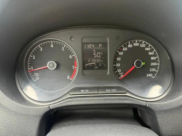 Volkswagen Polo V Рестайлинг с пробегом 2019 года, цена 949 000 рублей, 212500 км, седан, Автокод Объявления