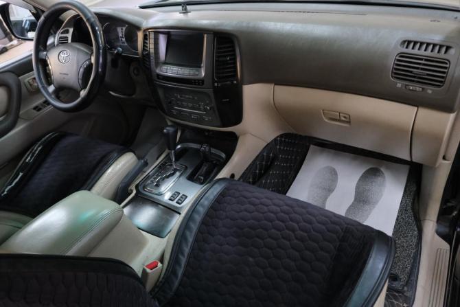Toyota Land Cruiser 100 Series Рестайлинг 1 с пробегом 2004 года, цена 2 399 000 рублей, 300300 км, внедорожник, Автокод Объявления