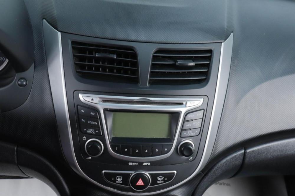 Hyundai Solaris I Челябинск  - изображение 14