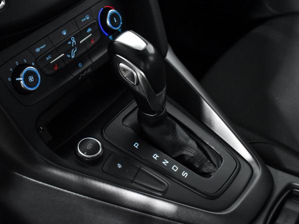 Ford Focus III Рестайлинг с пробегом 2019 года, цена 1 019 000 рублей, 157891 км, седан, Автокод Объявления
