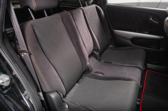 Honda Stream II Рестайлинг с пробегом 2012 года, цена 1 279 000 рублей, 159000 км, компактвэн, Автокод Объявления