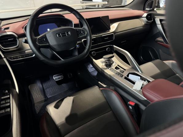Geely Coolray I с пробегом 2023 года, цена 1 835 000 рублей, 38188 км, внедорожник, Автокод Объявления
