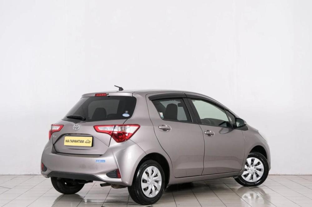 Toyota Vitz III (XP130) Рестайлинг Красноярск  - изображение 7