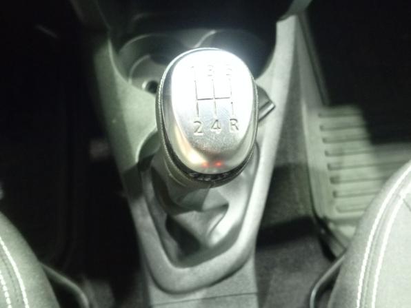 Renault Logan II Рестайлинг с пробегом 2022 года, цена 999 000 рублей, 91313 км, седан, Автокод Объявления