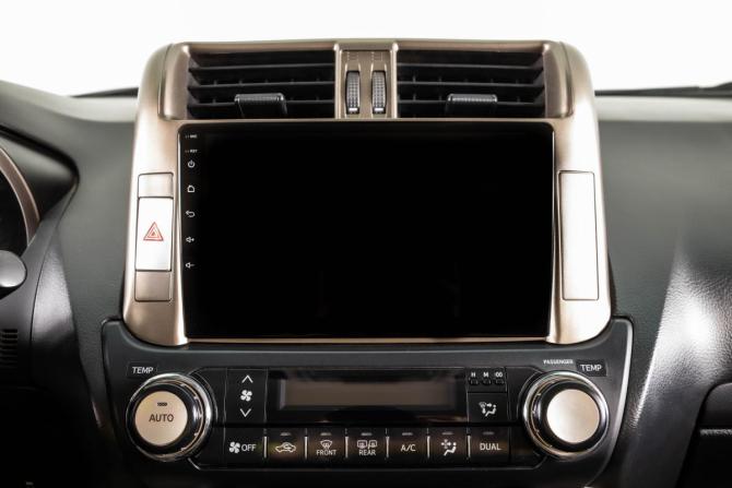 Toyota Land Cruiser Prado 150 Series с пробегом 2010 года, цена 2 549 000 рублей, 180000 км, внедорожник, Автокод Объявления