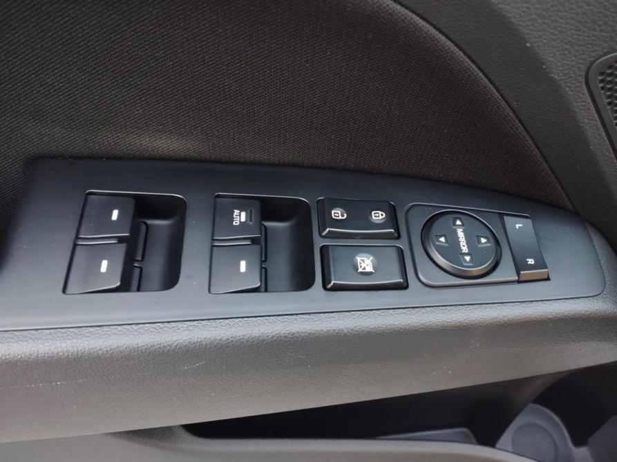 Hyundai Elantra VI (AD) Рестайлинг Екатеринбург  - изображение 32